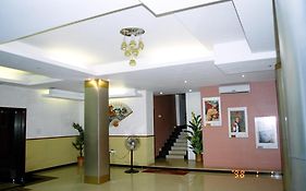 Hotel Fame City